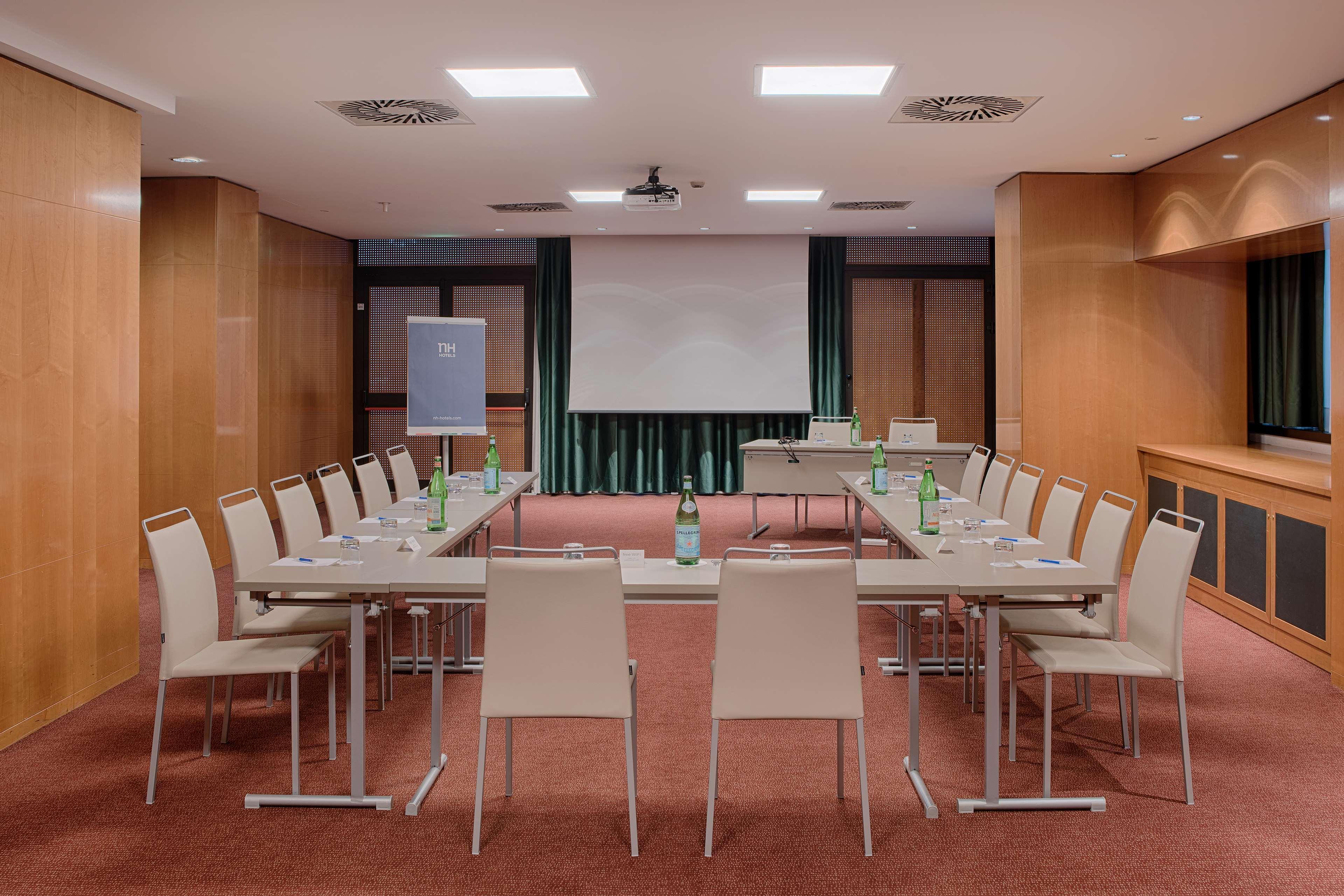 Nh Roma Villa Carpegna Экстерьер фото